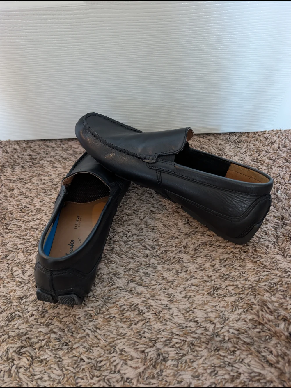 Men's Black Leather Slip-On Loafers